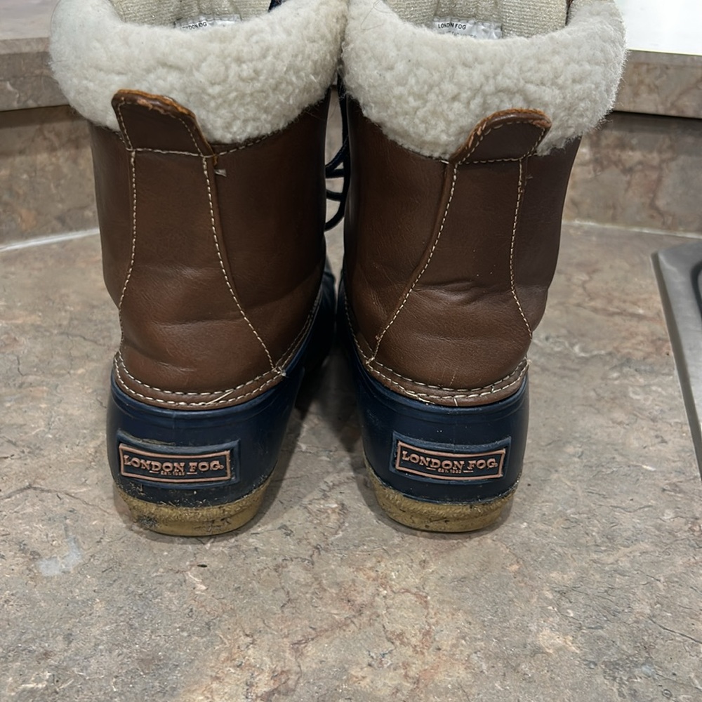 London Fog Duck boots - Picture 4 of 4